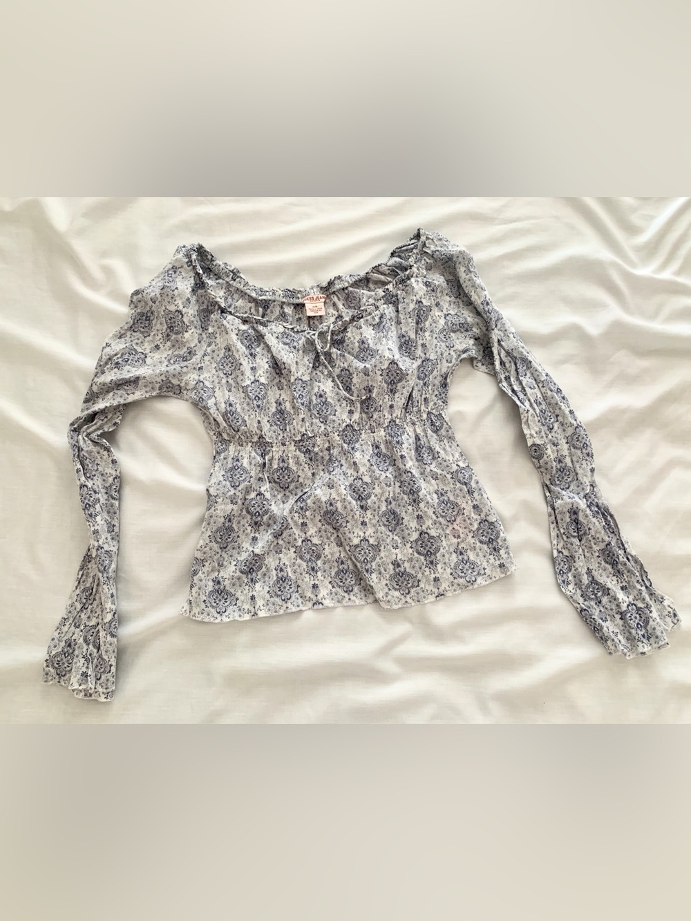 Vintage Y2K GUESS Jeans Boho Paisley Tie-Front Top  Bell Sleeves Navy Blue Ivory